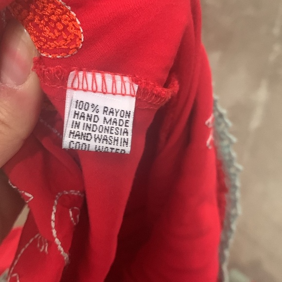 Y2K babydoll Debbie Katz embroidered bell sleeve top Red V-Neck Women's Top - Picture 6 of 6